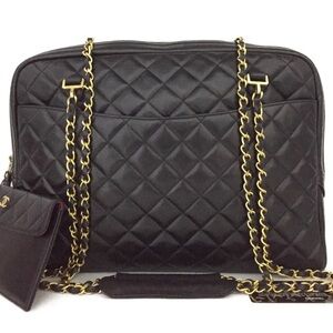 CHANEL Quilted Matelassé CC Logo Lambskin Chain